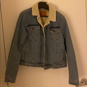 Women’s Levi’s Denim Sherpa Trucker Jacket L